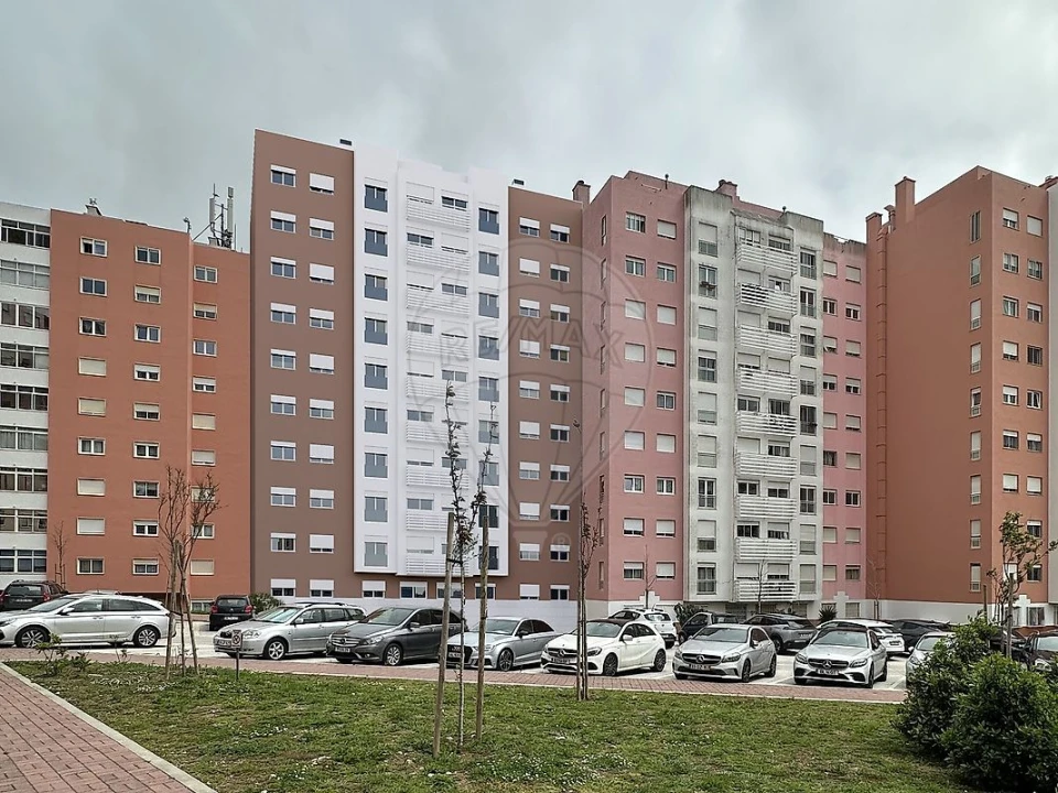 Apartamento T2 para Venda em Cacém e São Marcos Foto 5