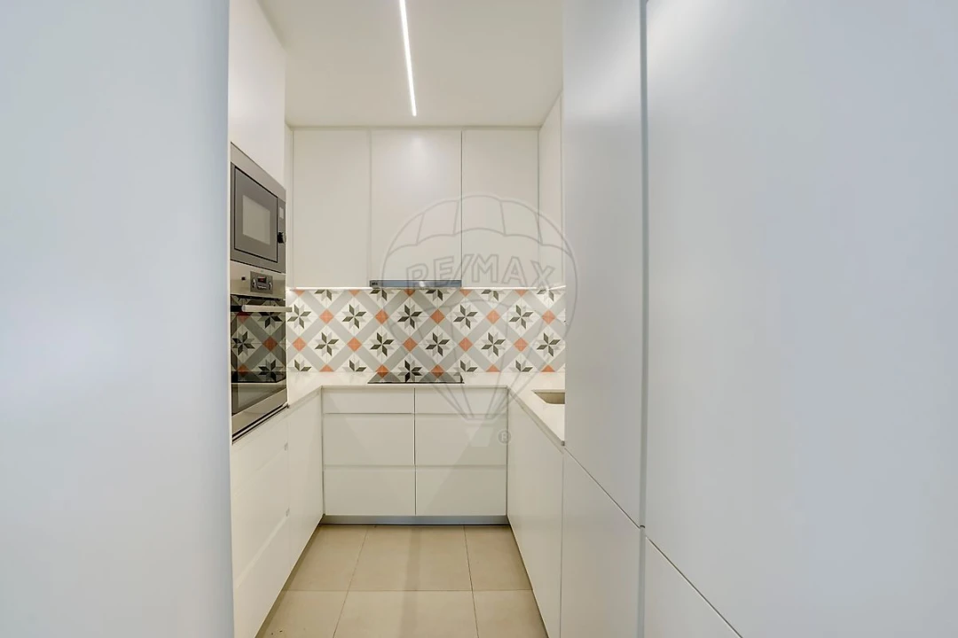 Apartamento T2 para Venda em Santo António Foto 6