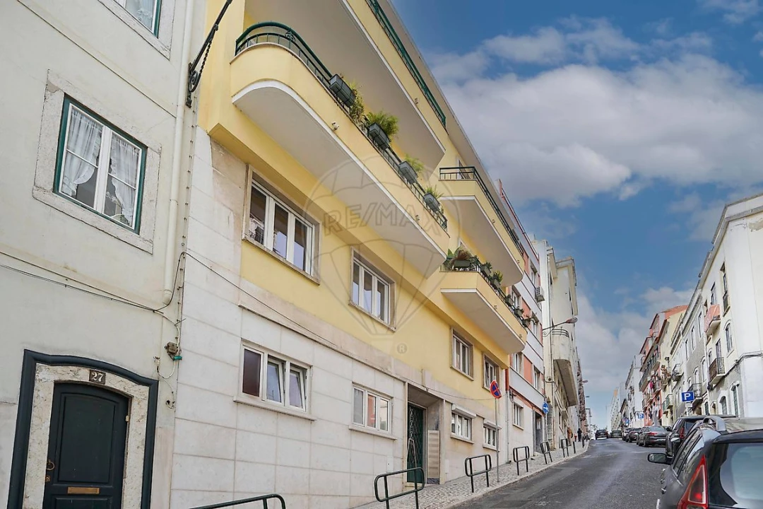 Apartamento T2 para Venda em Santo António Foto 21