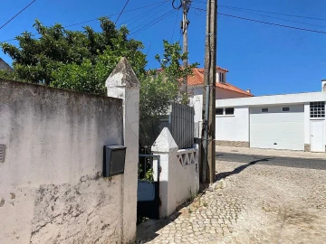 Moradia T6 para Venda em Ota