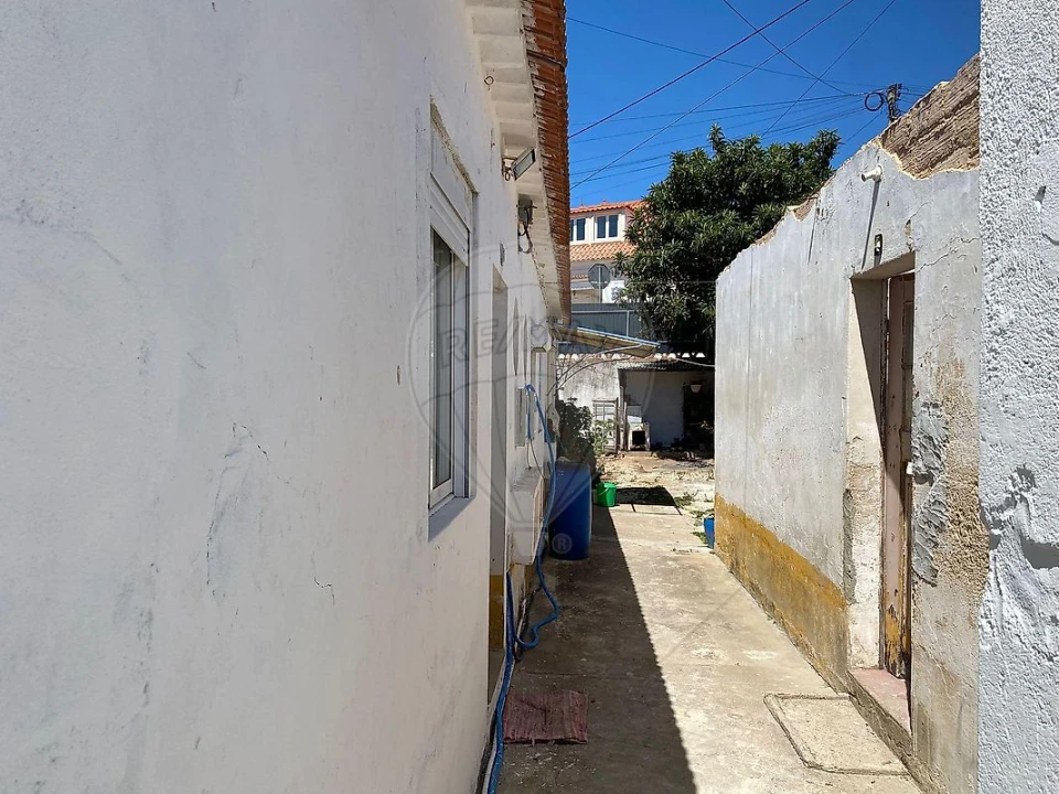 Moradia T6 para Venda em Ota Foto 3