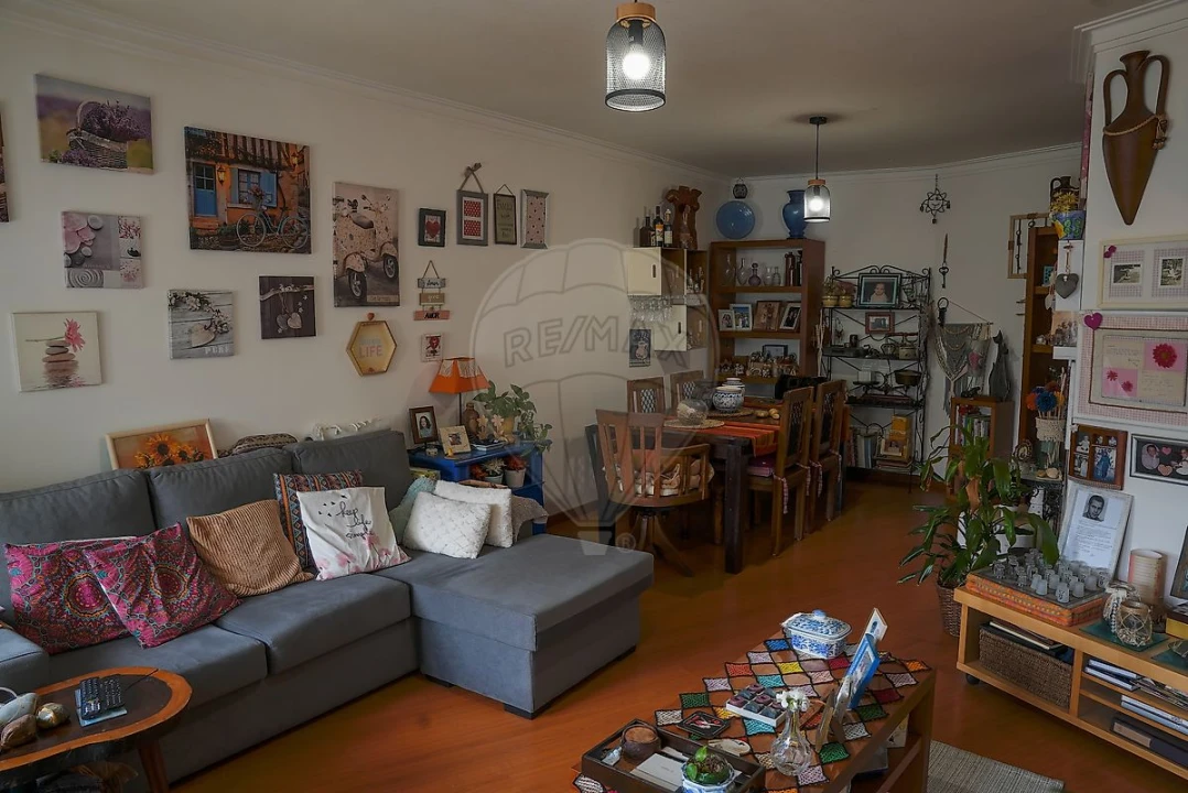 Apartamento T3 para Venda em Rio de Mouro Foto 33