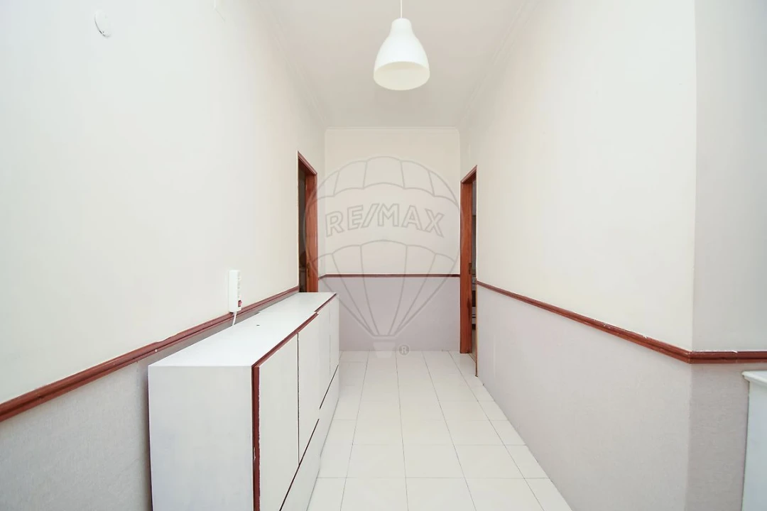 Apartamento T2 para Arrendamento em Águas Livres Foto 10