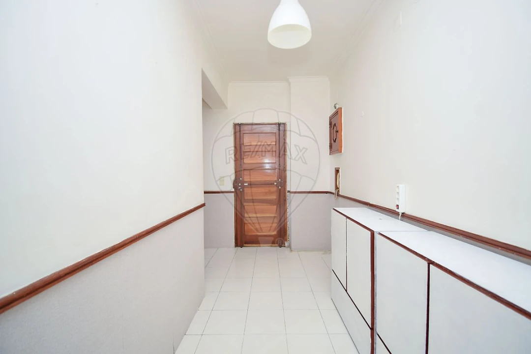 Apartamento T2 para Arrendamento em Águas Livres Foto 12