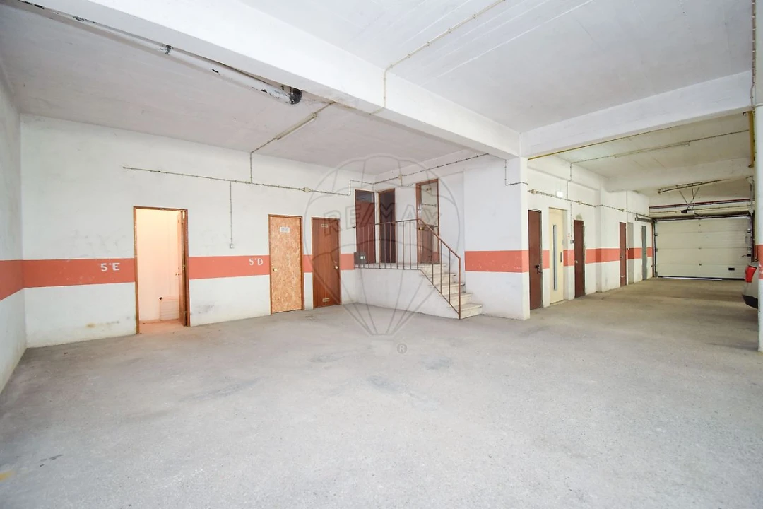 Apartamento T2 para Arrendamento em Águas Livres Foto 14