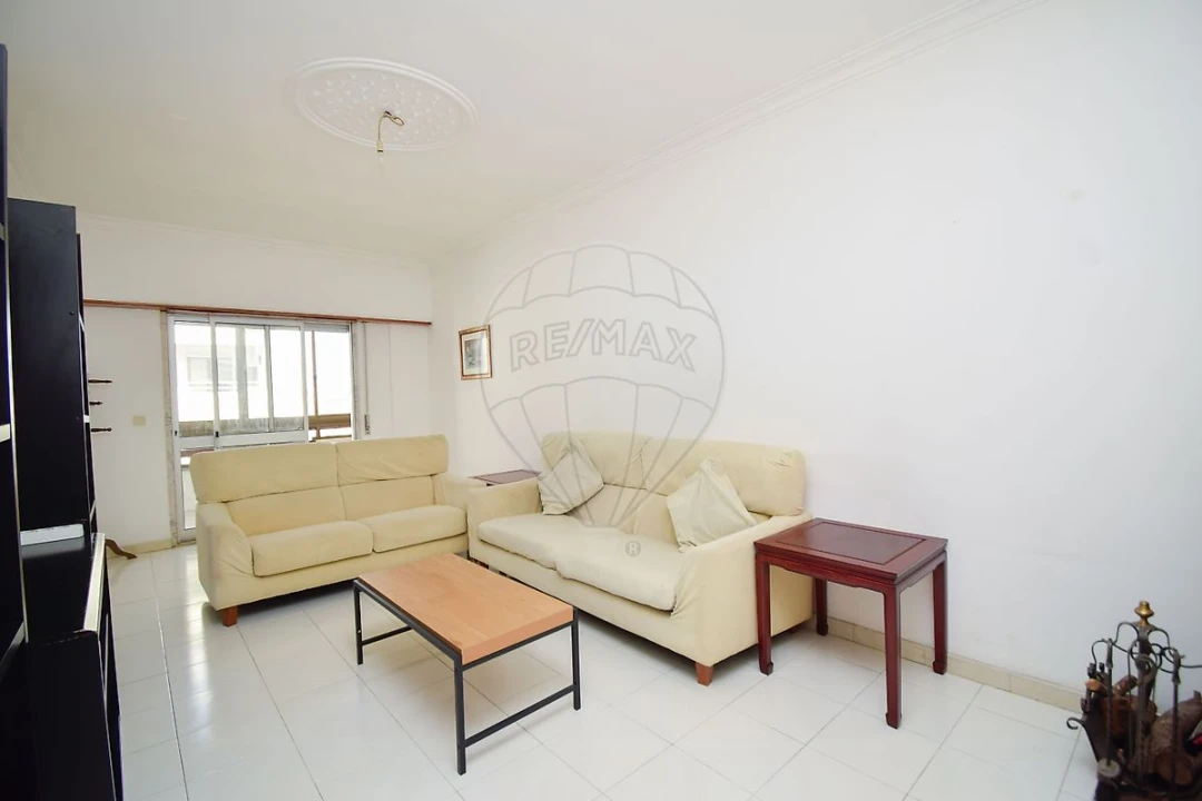 Apartamento T2 para Arrendamento em Águas Livres Foto 25