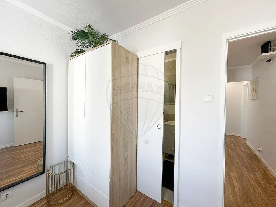 Apartamento T3 para Venda em Laranjeiro e Feijó Foto 13