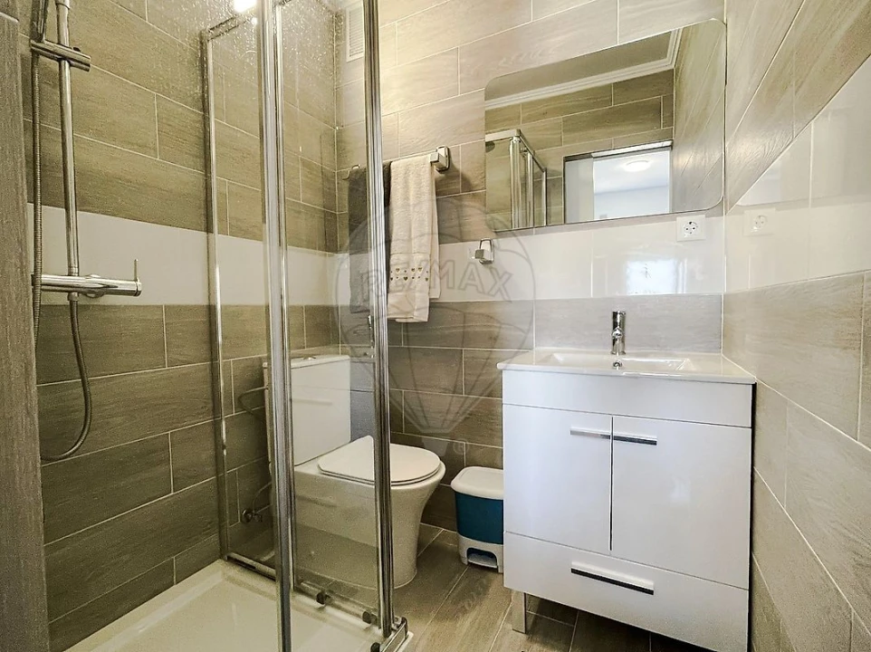 Apartamento T3 para Venda em Laranjeiro e Feijó Foto 22