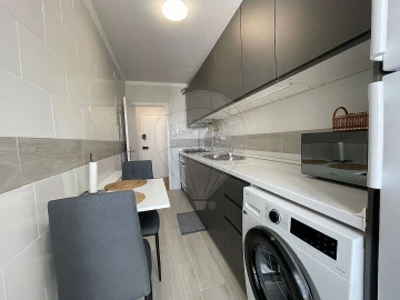 Apartamento T3 para Venda em Laranjeiro e Feijó