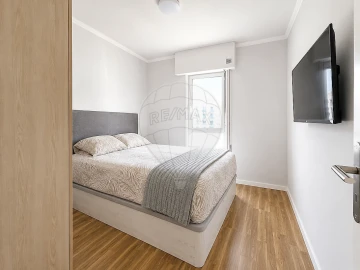 Apartamento T3 para Venda em Laranjeiro e Feijó