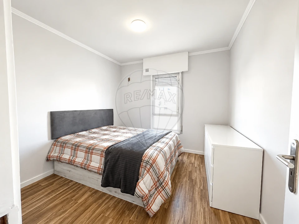 Apartamento T3 para Venda em Laranjeiro e Feijó Foto 9