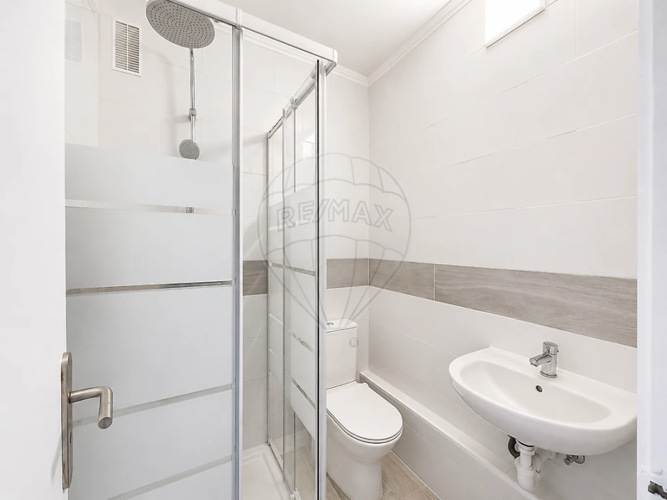 Apartamento T3 para Venda em Laranjeiro e Feijó Foto 20