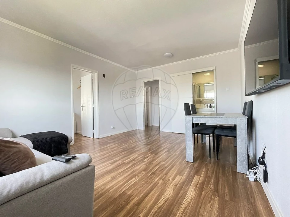 Apartamento T3 para Venda em Laranjeiro e Feijó Foto 5