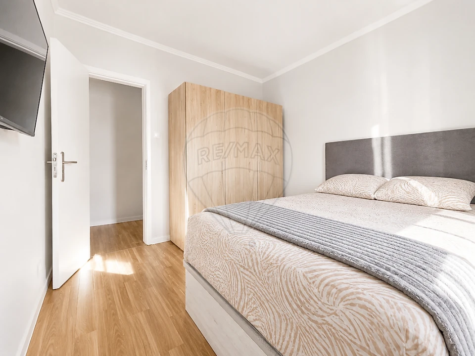 Apartamento T3 para Venda em Laranjeiro e Feijó Foto 14