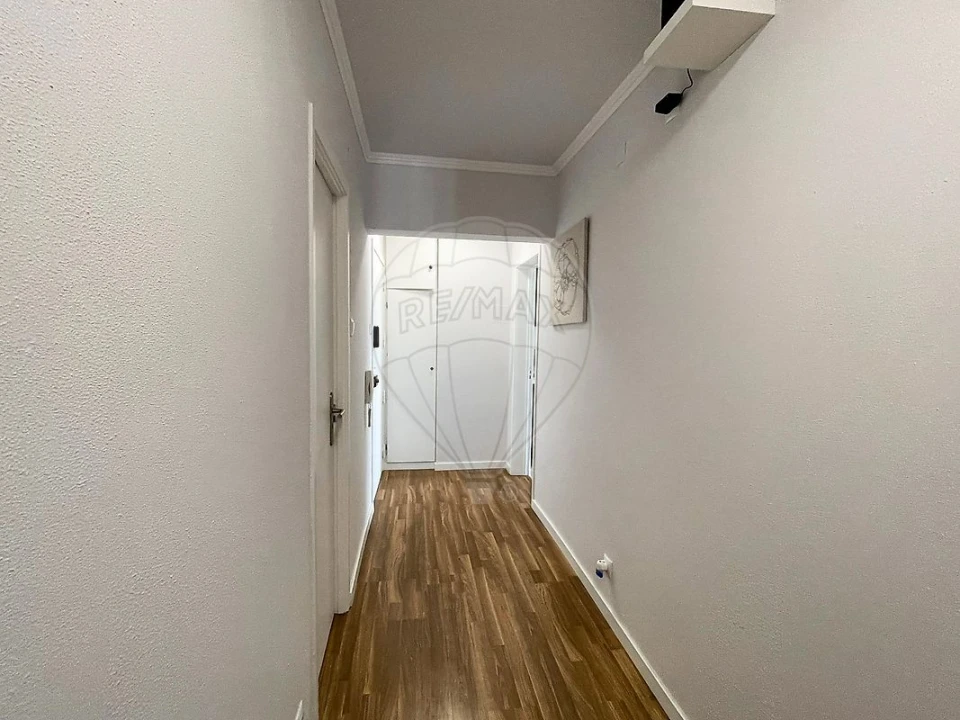 Apartamento T3 para Venda em Laranjeiro e Feijó Foto 24