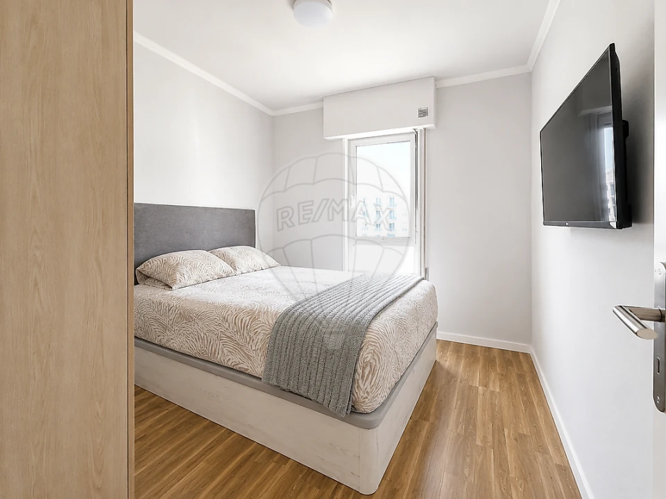 Apartamento T3 para Venda em Laranjeiro e Feijó Foto 15
