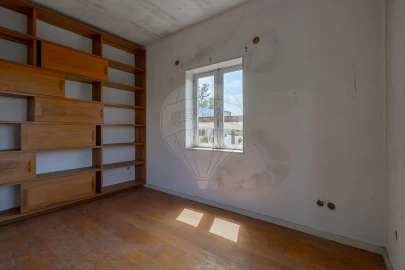 Quinta T5 para Venda em Grijó e Sermonde