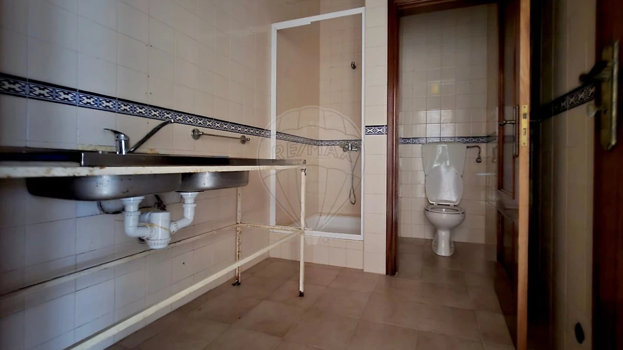 Negócio para Arrendamento em Azueira e Sobral da Abelheira Foto 3