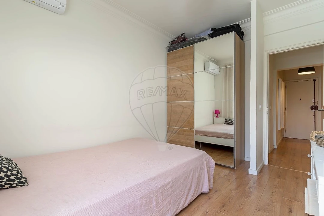 Apartamento T1 para Arrendamento em Avenidas Novas Foto 11