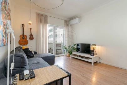 Apartamento T1 para Arrendamento em Avenidas Novas