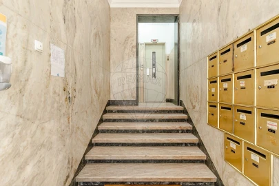 Apartamento T1 para Arrendamento em Avenidas Novas
