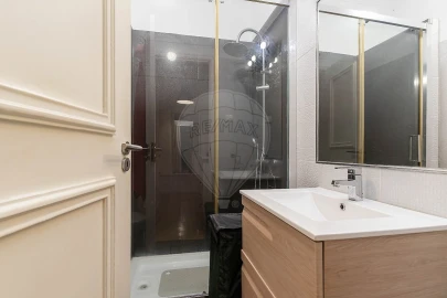 Apartamento T1 para Arrendamento em Avenidas Novas