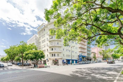 Apartamento T1 para Arrendamento em Avenidas Novas