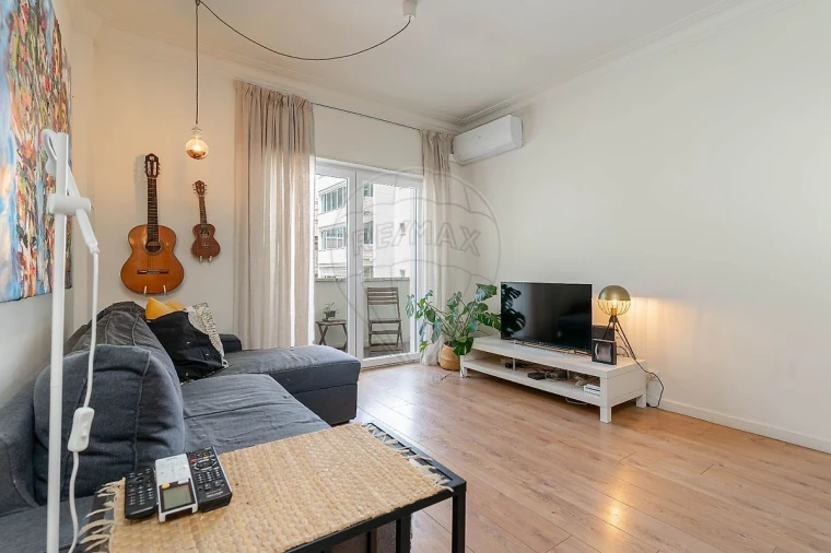 Apartamento T1 para Arrendamento em Avenidas Novas Foto 17