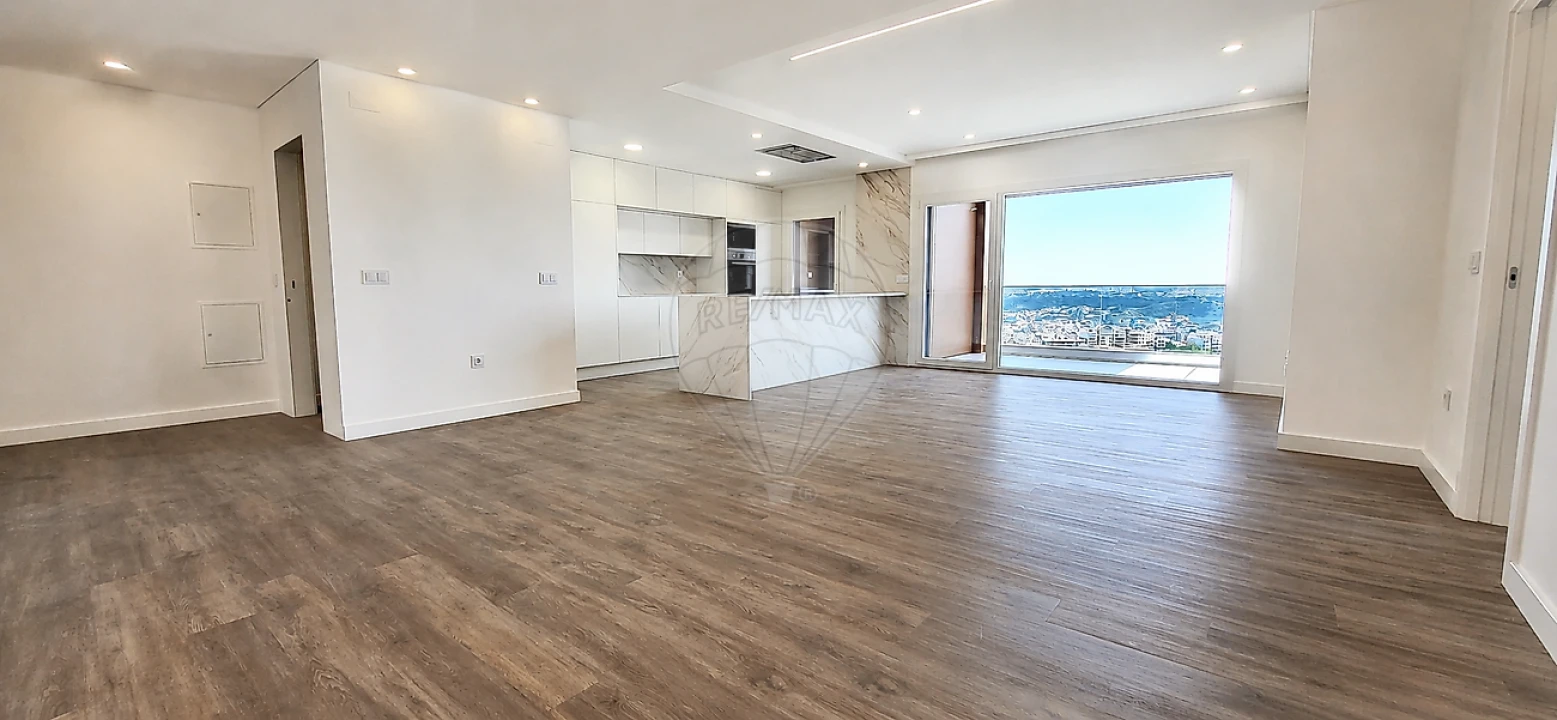 Apartamento T2 para Venda em Odivelas Foto 6