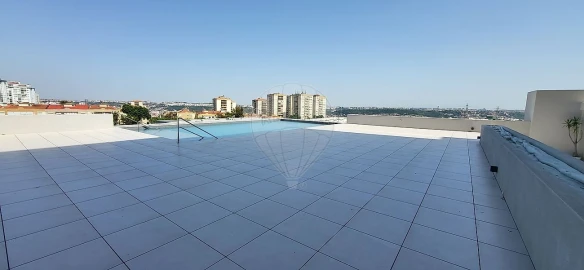 Apartamento T2 para Venda em Pontinha e Famões