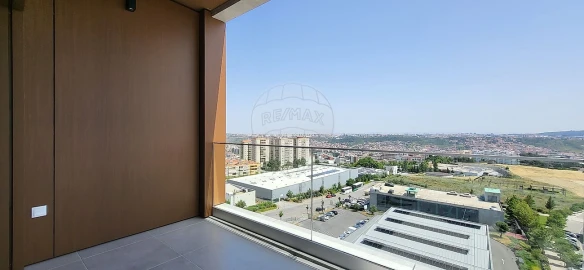 Apartamento T2 para Venda em Pontinha e Famões