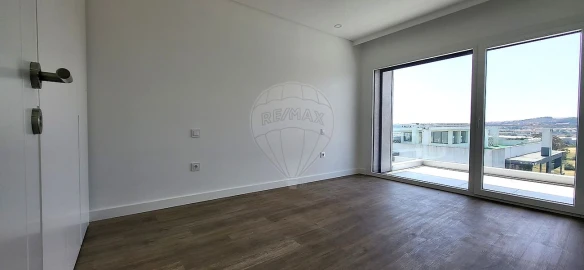 Apartamento T2 para Venda em Pontinha e Famões