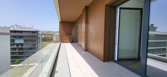 Apartamento T2 para Venda em Pontinha e Famões