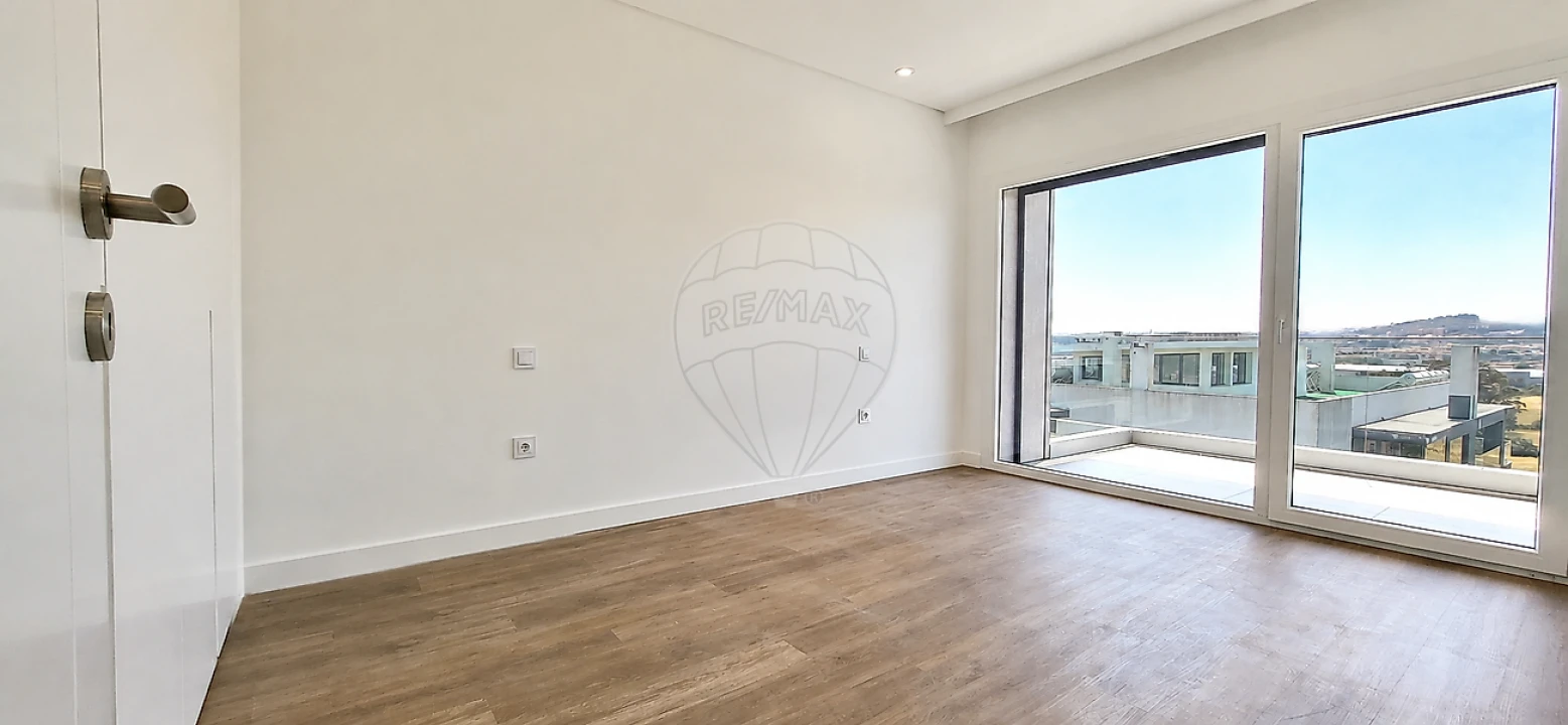 Apartamento T2 para Venda em Odivelas Foto 8