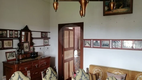 Moradia T3 para Venda em O. Azeméis, Riba-Ul, Ul, Macinhata Seixa, Madail