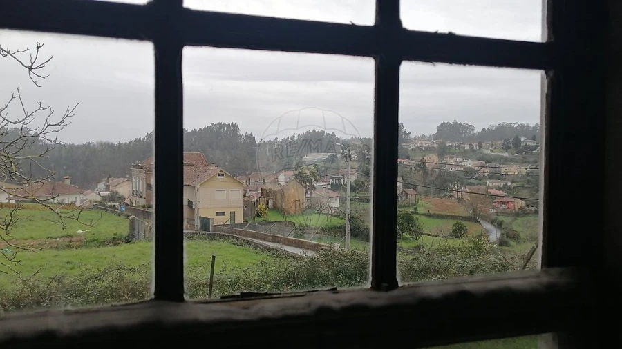 Moradia T3 para Venda em O. Azeméis, Riba-Ul, Ul, Macinhata Seixa, Madail Foto 2