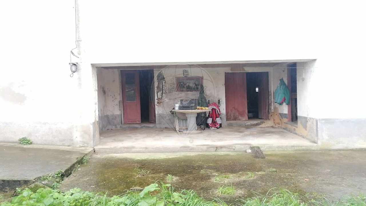 Moradia T3 para Venda em O. Azeméis, Riba-Ul, Ul, Macinhata Seixa, Madail Foto 38