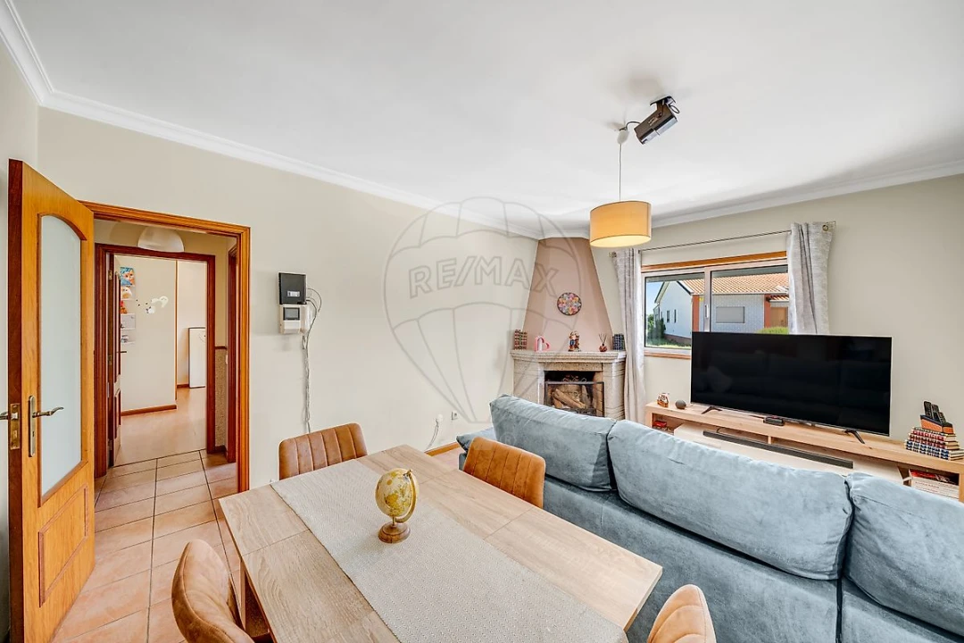Apartamento T2 para Venda em Oiã Foto 3