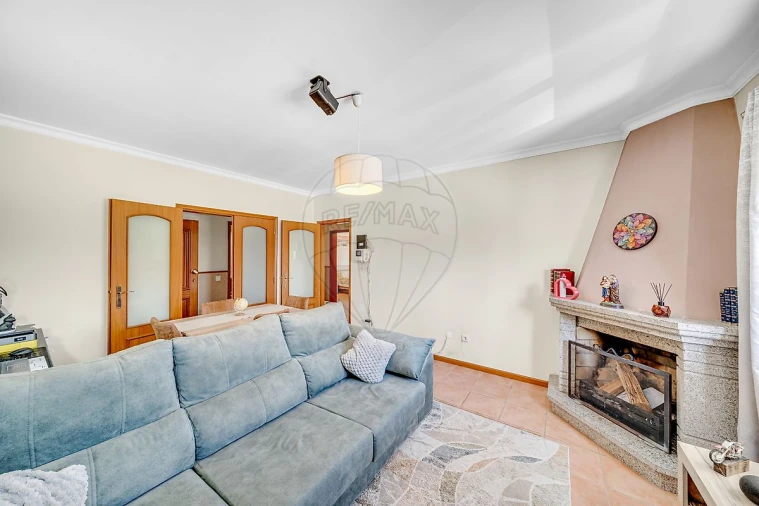 Apartamento T2 para Venda em Oiã Foto 4