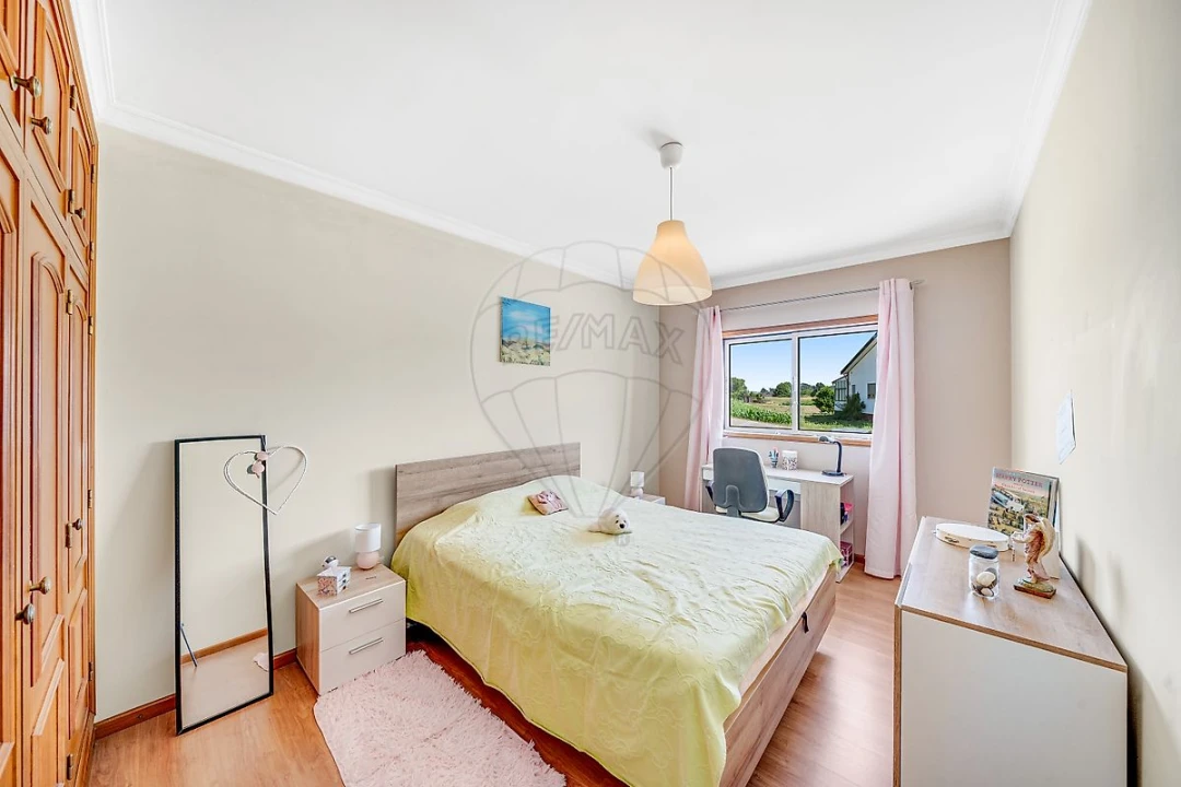 Apartamento T2 para Venda em Oiã Foto 2
