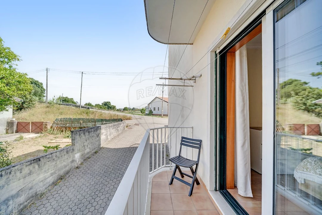 Apartamento T2 para Venda em Oiã Foto 11