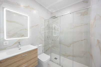 Moradia T3 para Venda em Vila Nova da Rainha