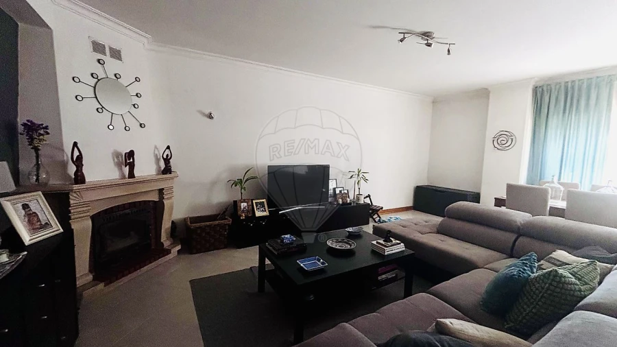 Apartamento T2 para Venda em Massamá e Monte Abraão Foto 5