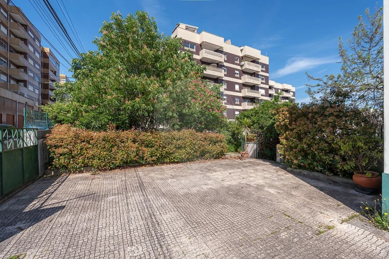 Moradia T9 para Venda em Sé Nova, Santa Cruz, Almedina e São Bartolomeu Foto 19