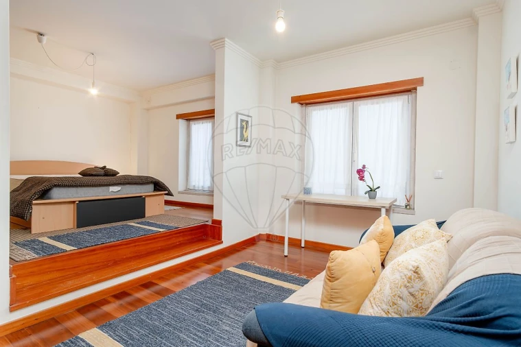 Apartamento T1 para Venda em Caparica e Trafaria Foto 2