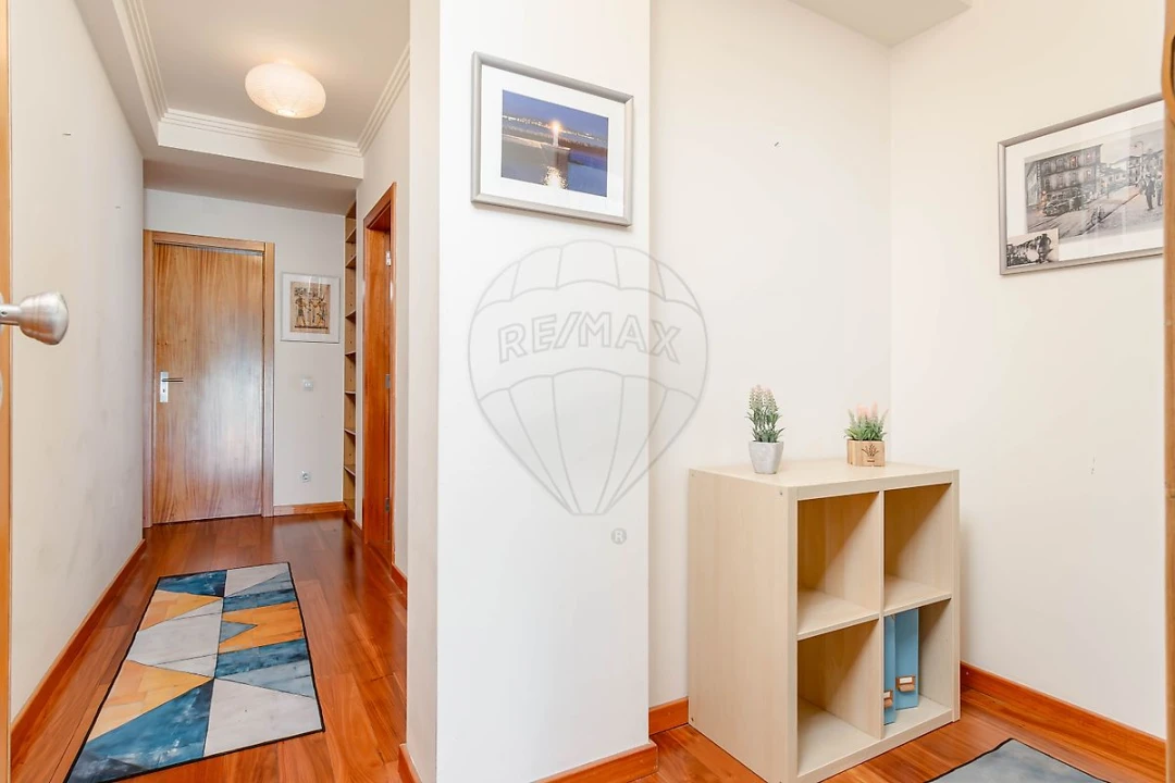 Apartamento T1 para Venda em Caparica e Trafaria Foto 8