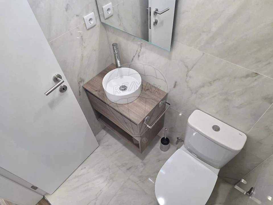 Apartamento T3 para Arrendamento em Algueirão-Mem Martins Foto 9
