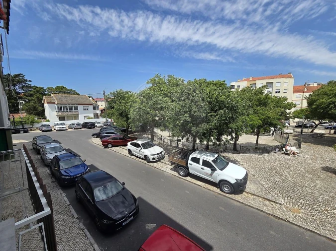 Apartamento T3 para Arrendamento em Algueirão-Mem Martins Foto 21