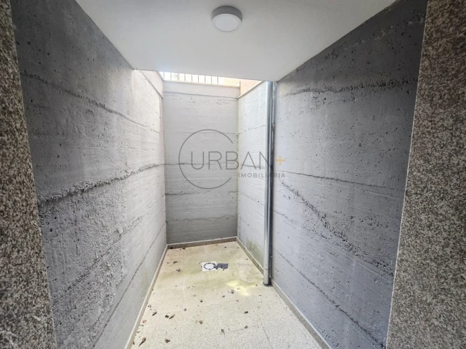 Apartamento T1 para Venda em Viseu Foto 5