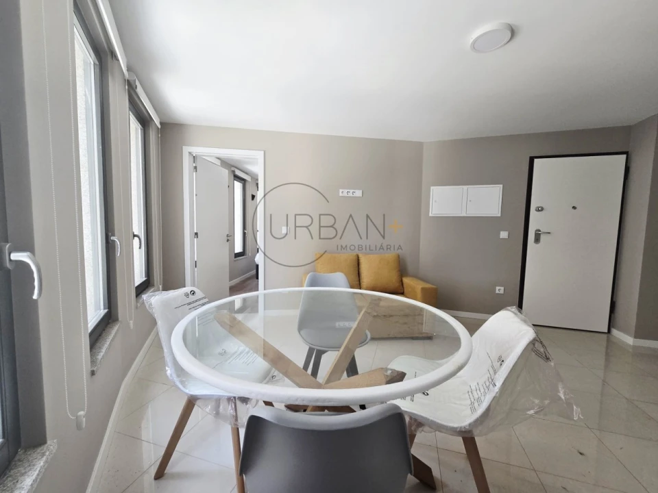 Apartamento T2 para Venda em Viseu Foto 3